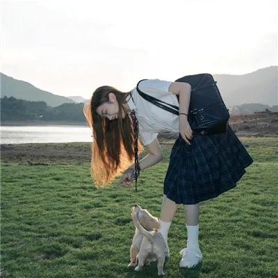 学苑春浓 海报
